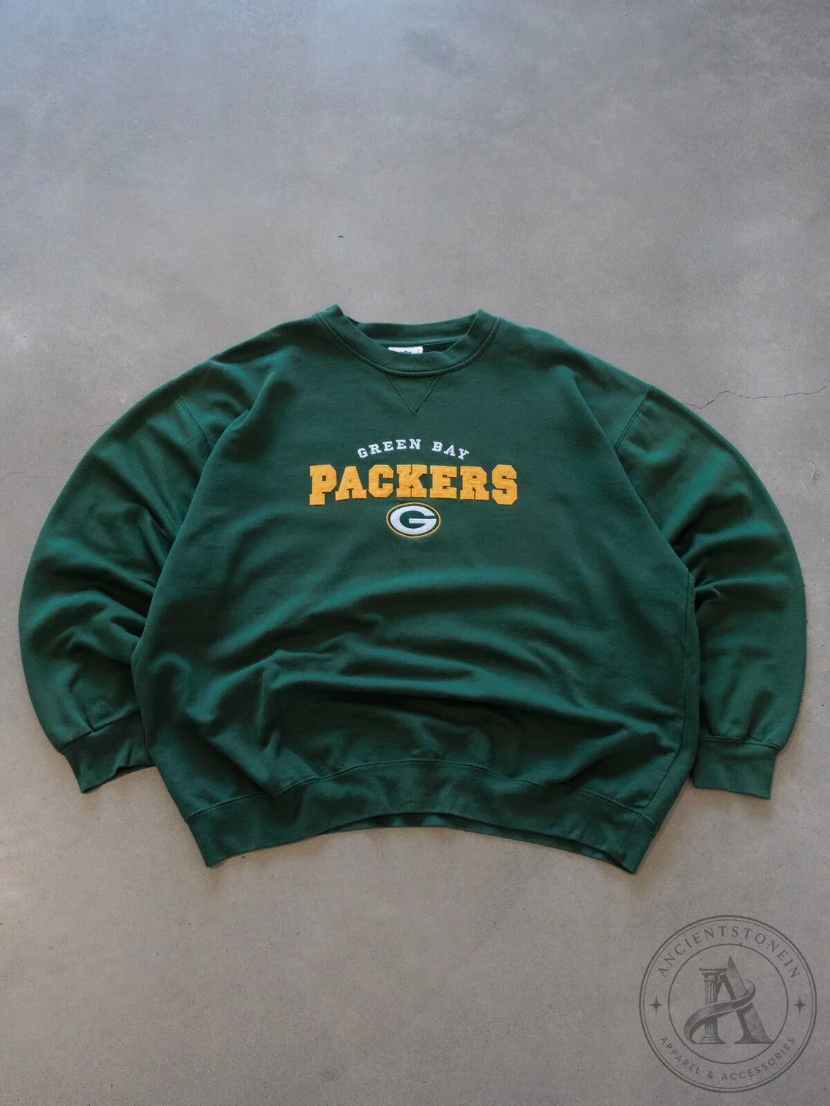 Vintage Green Bay Packers Football Team Crewneck Sweatshirt for Men