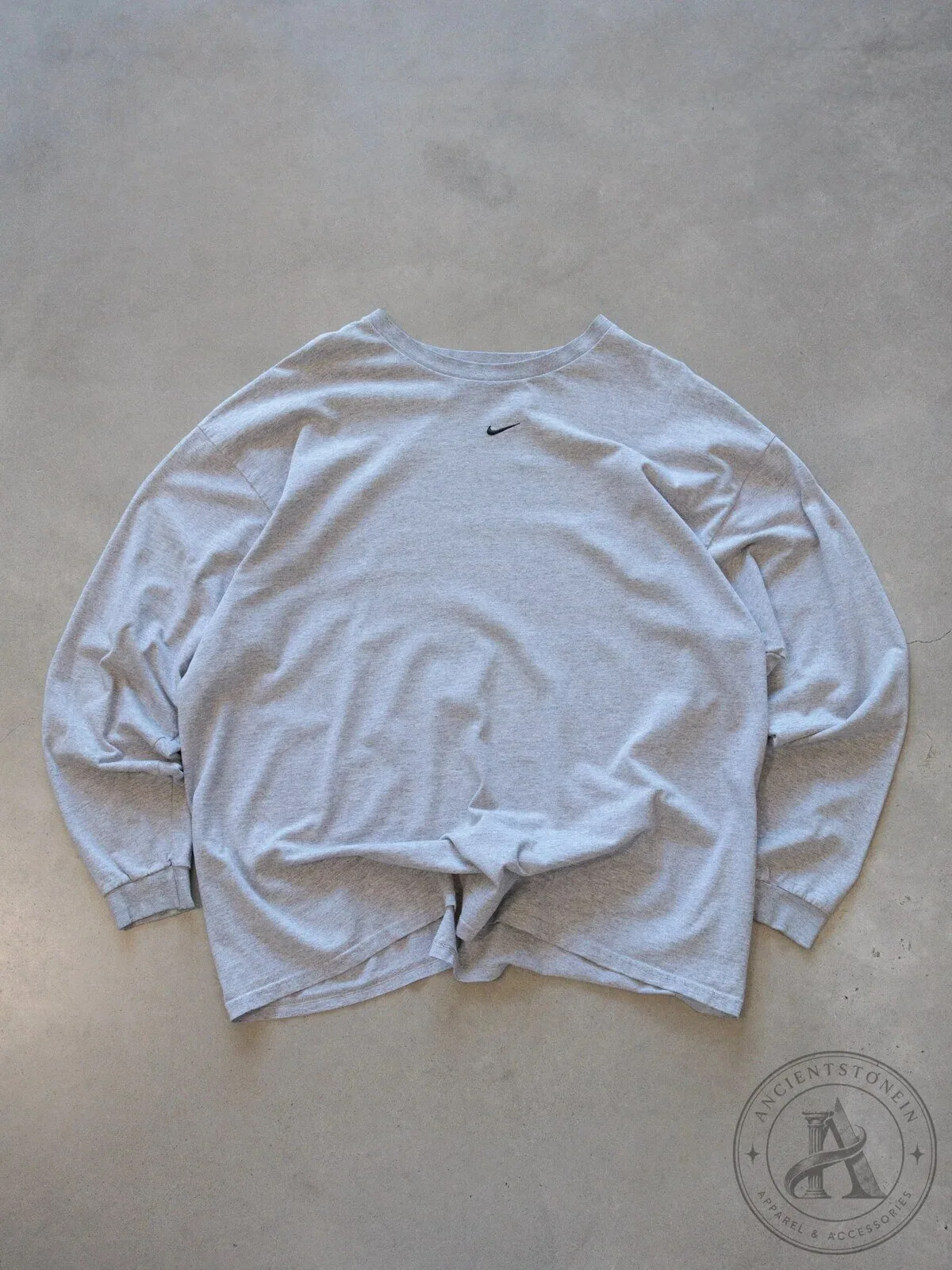 Vintage Nike Gray Long Sleeve T-Shirt